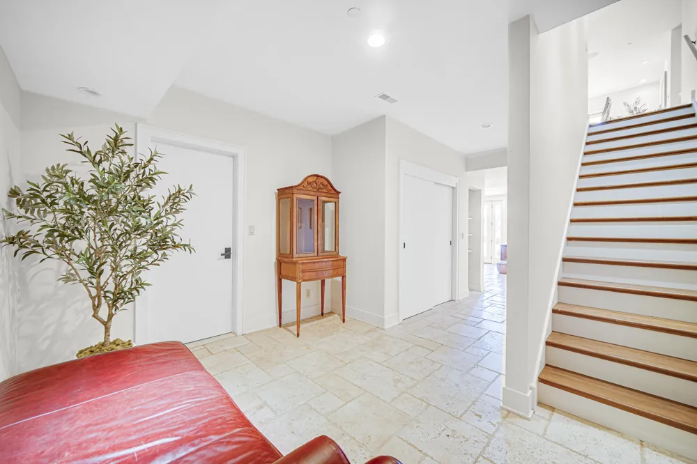 12 Ridge Drive Dune Acres, IN 46304