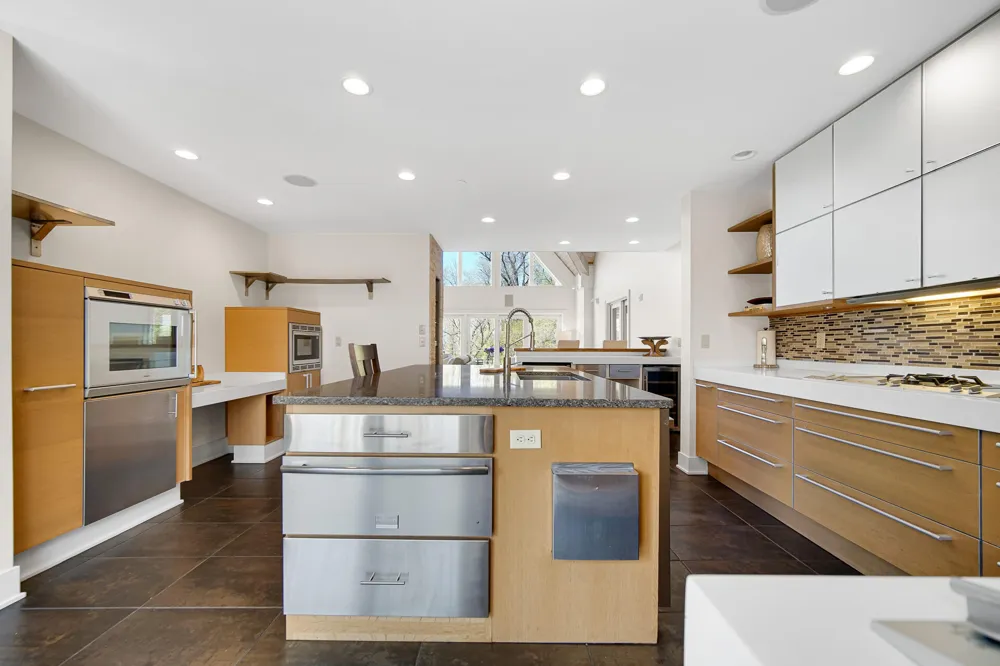 12 Ridge Drive Dune Acres, IN 46304
