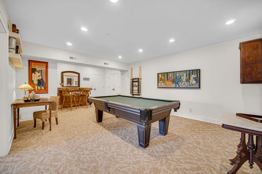 12 Ridge Drive Dune Acres, IN 46304