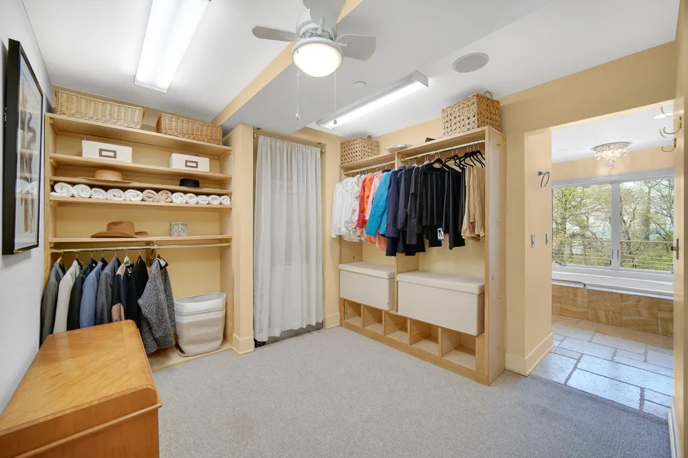 12 Ridge Drive Dune Acres, IN 46304