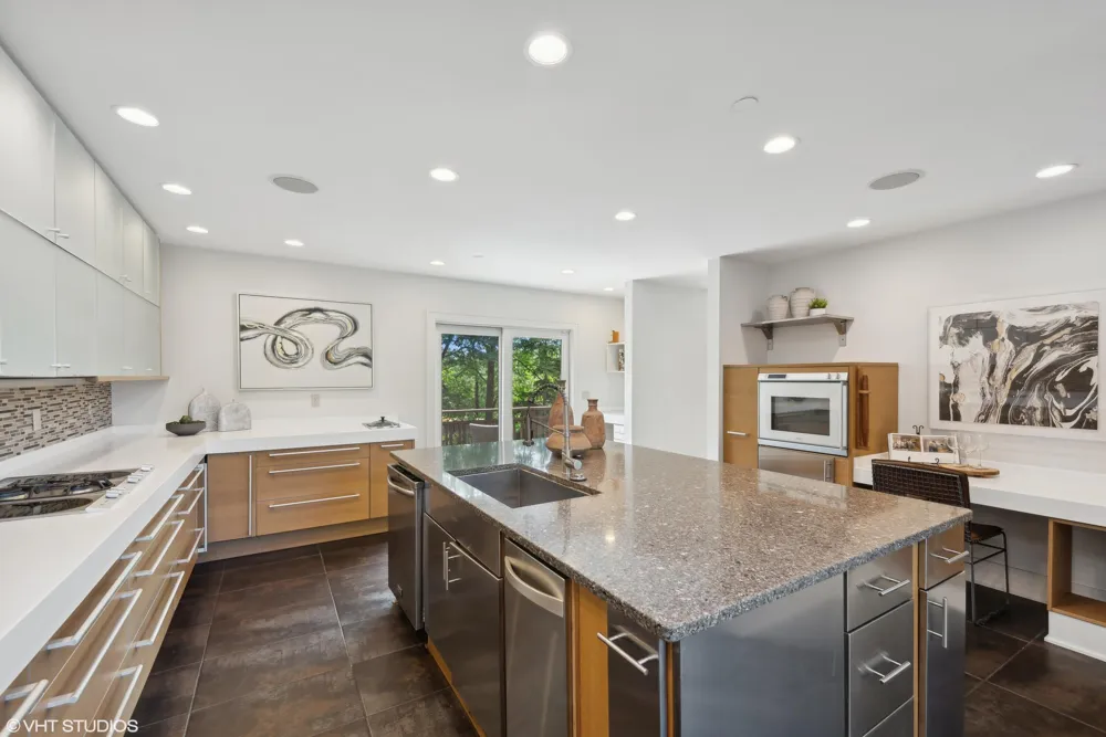 12 Ridge Drive Dune Acres, IN 46304