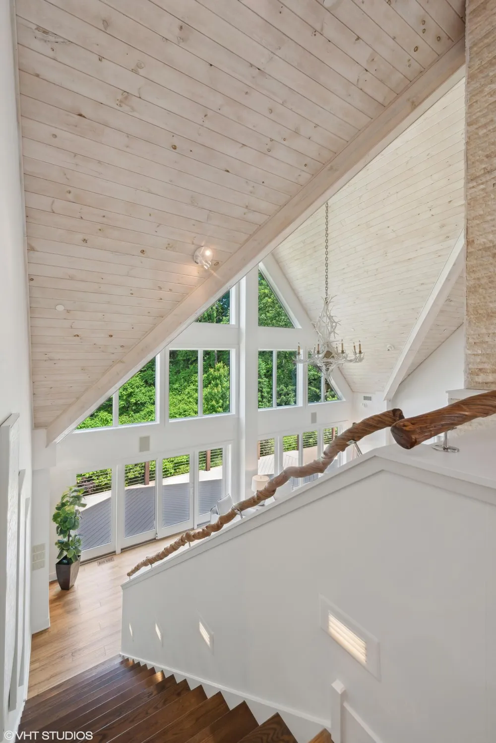 12 Ridge Drive Dune Acres, IN 46304