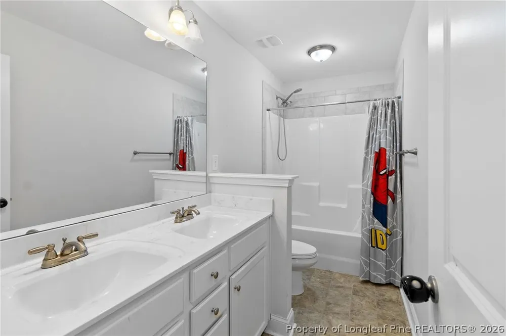2051 Hayfield Road Wade, NC 28395