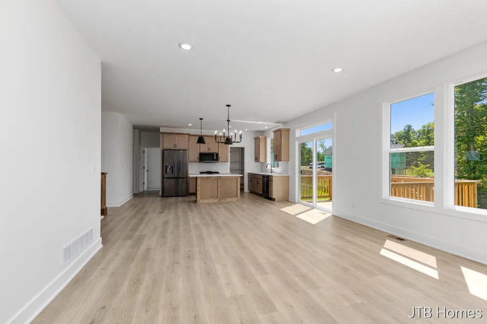 6612 Inwood Ridge Drive NE Rockford, MI 49341