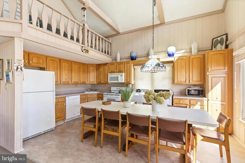 5303 S LONG BEACH BOULEVARD Long Beach, NJ 08008
