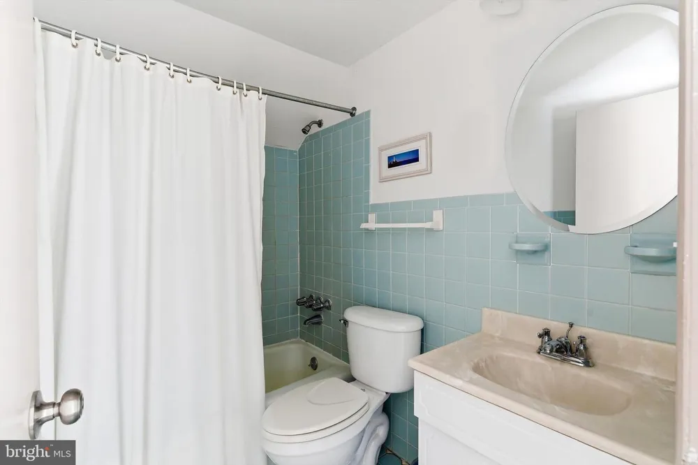 5303 S LONG BEACH BOULEVARD Long Beach, NJ 08008