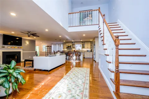 752 Kensington Court