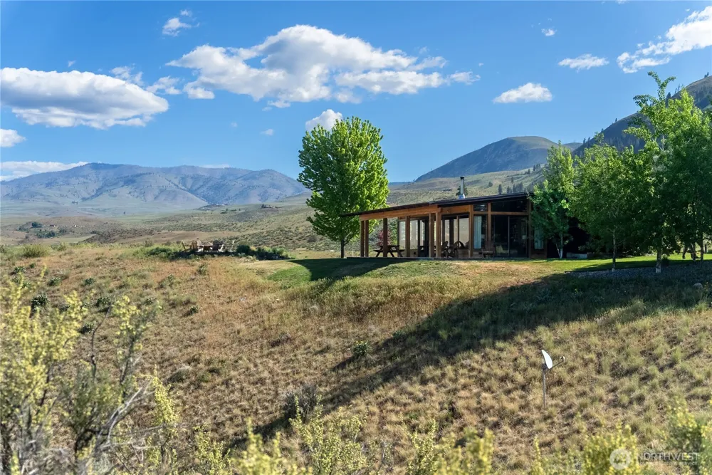 48 Thurlow Road Twisp, WA 98856
