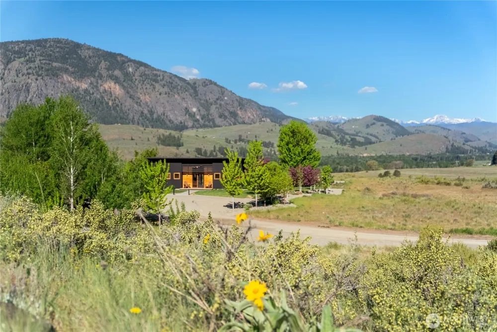 48 Thurlow Road Twisp, WA 98856