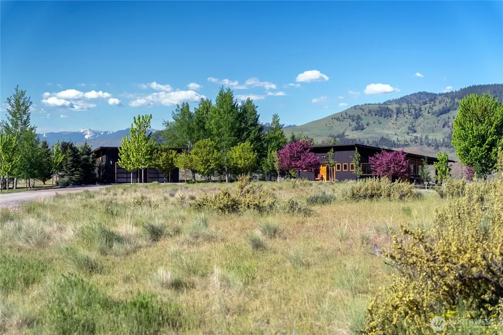 48 Thurlow Road Twisp, WA 98856