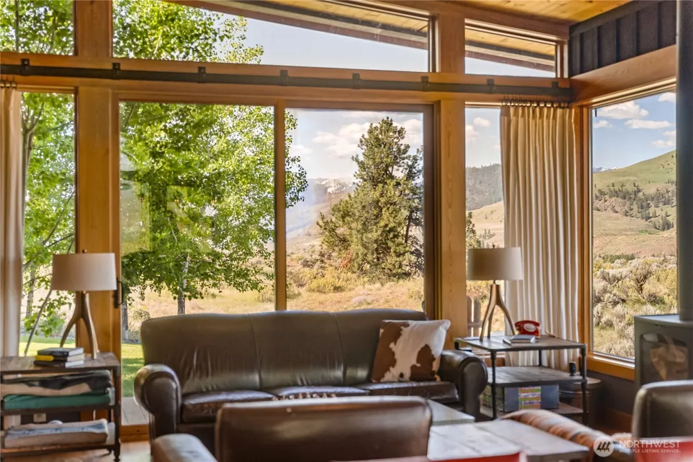 48 Thurlow Road Twisp, WA 98856