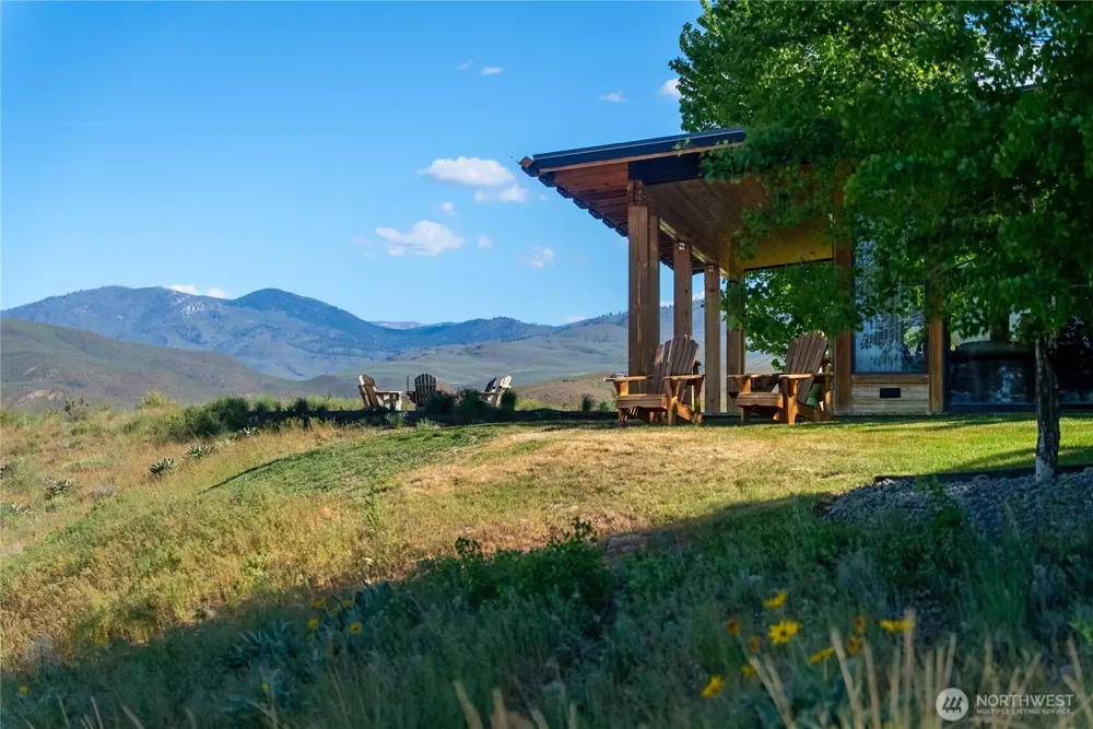 48 Thurlow Road Twisp, WA 98856