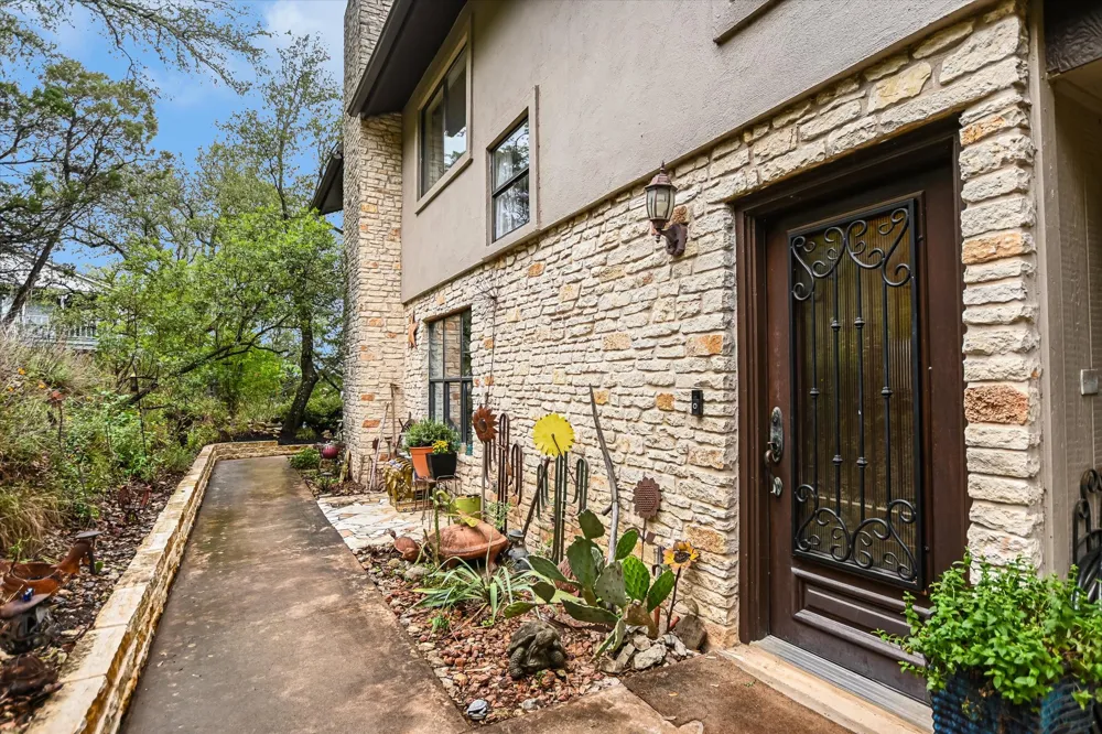 5500 Blueridge Court Austin, TX 78731