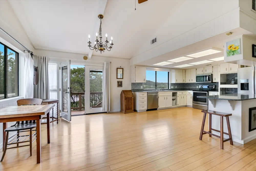 5500 Blueridge Court Austin, TX 78731