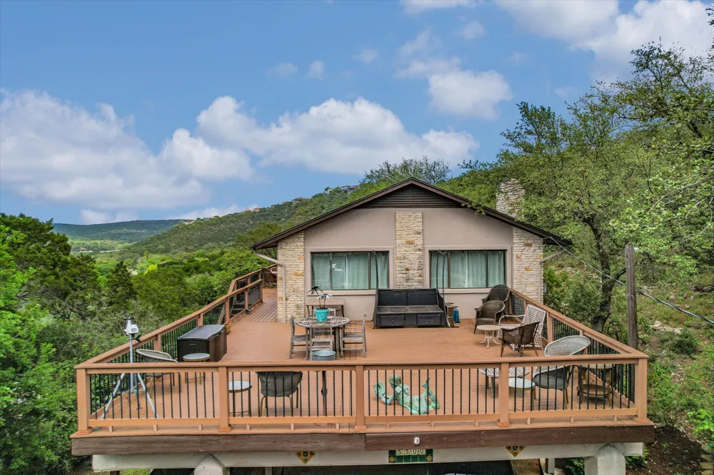 5500 Blueridge Court Austin, TX 78731