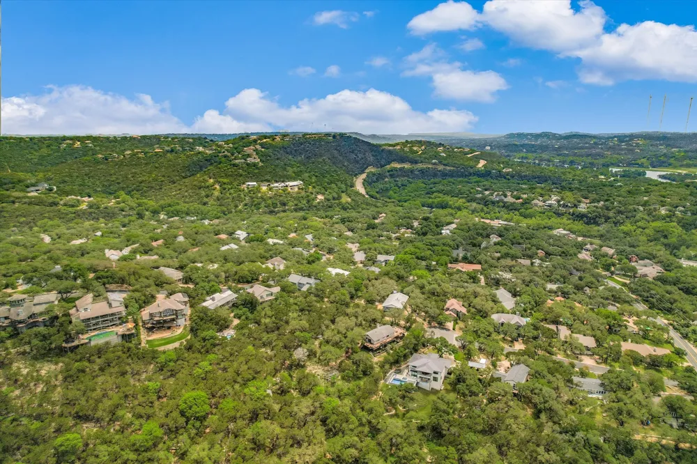 5500 Blueridge Court Austin, TX 78731