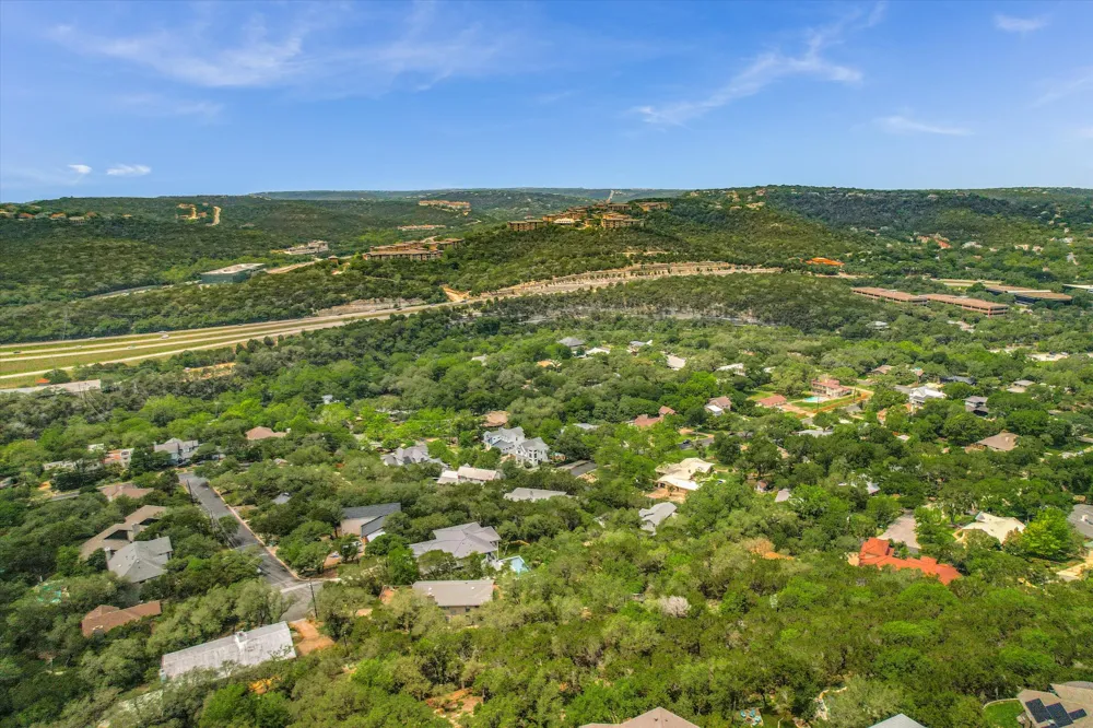 5500 Blueridge Court Austin, TX 78731
