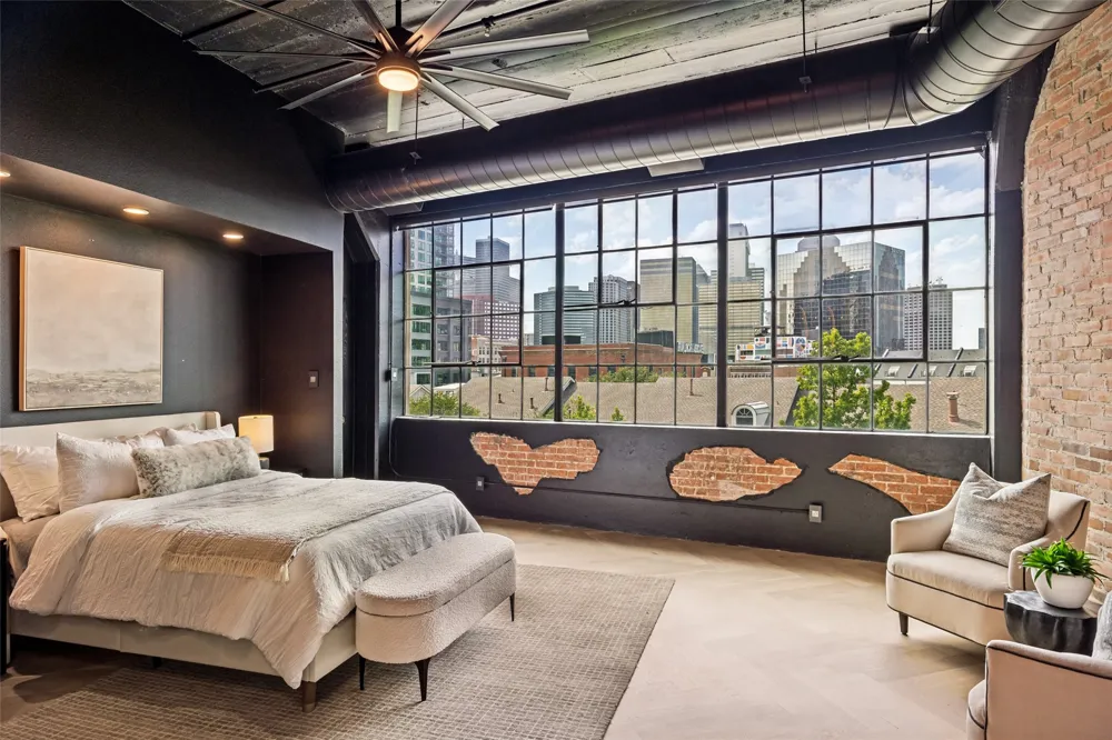 2220 Canton Street #401 Dallas, TX 75201