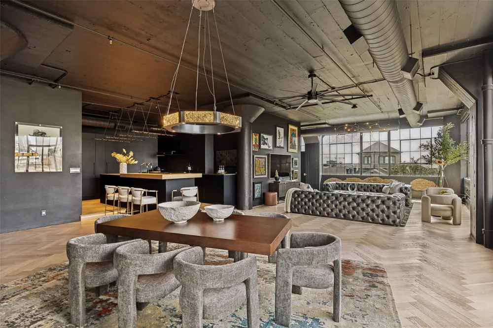 2220 Canton Street #401 Dallas, TX 75201