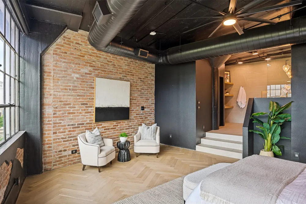 2220 Canton Street #401 Dallas, TX 75201