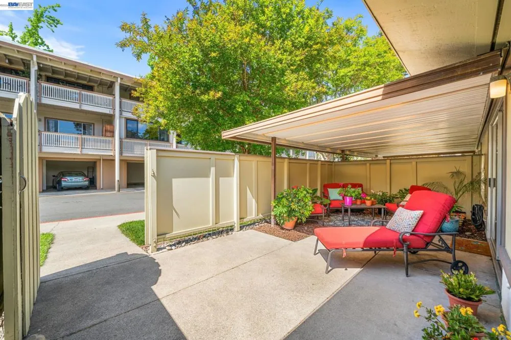 1101 Fairlawn Ct #4 Walnut Creek, CA 94595