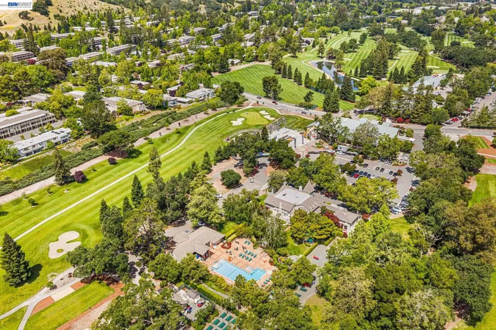 1101 Fairlawn Ct #4 Walnut Creek, CA 94595