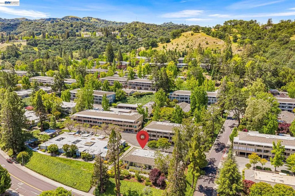 1101 Fairlawn Ct #4 Walnut Creek, CA 94595