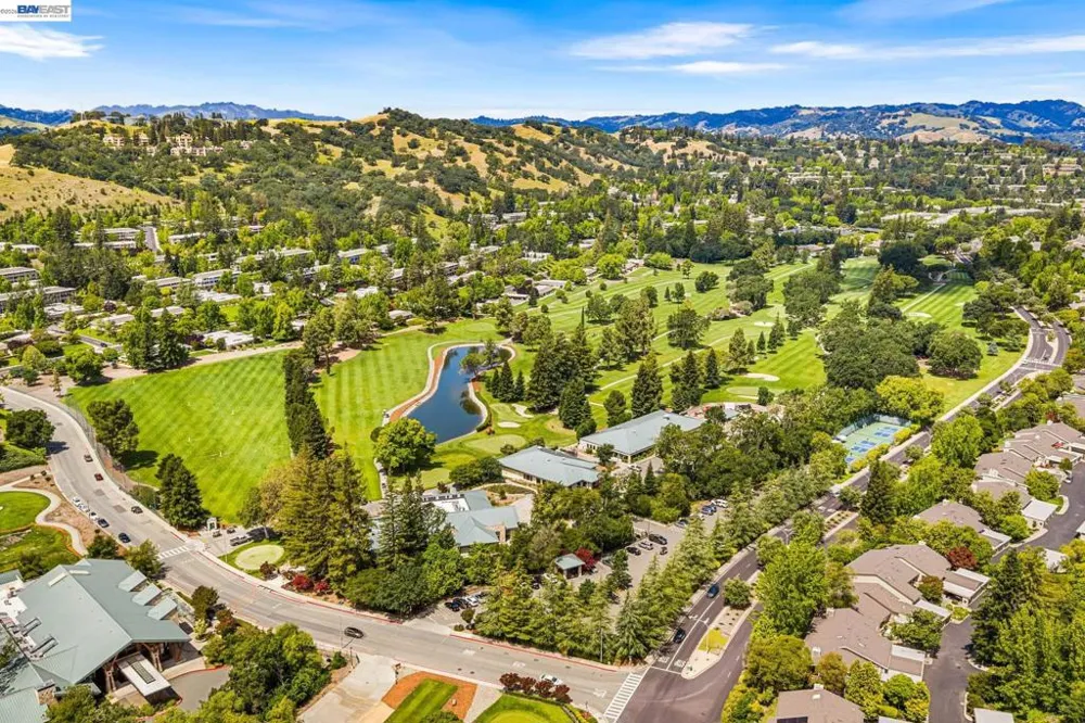 1101 Fairlawn Ct #4 Walnut Creek, CA 94595