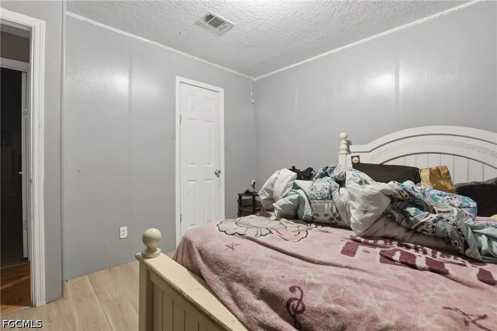 Alabama Avenue Clewiston, FL 33440