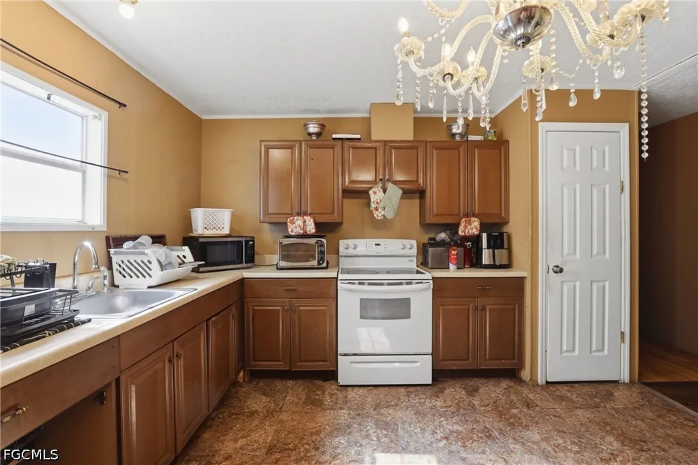 Alabama Avenue Clewiston, FL 33440