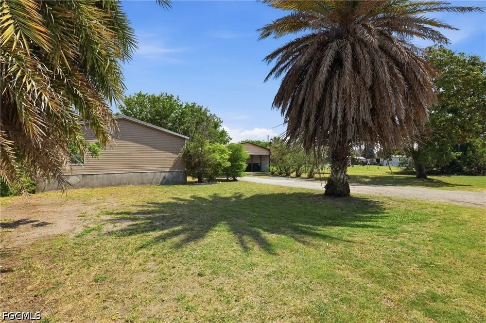 Della Tobias Avenue Clewiston, FL 33440