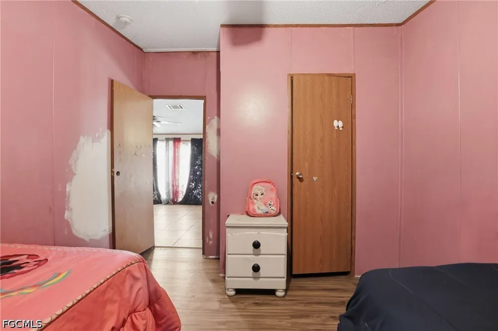 Della Tobias Avenue Clewiston, FL 33440