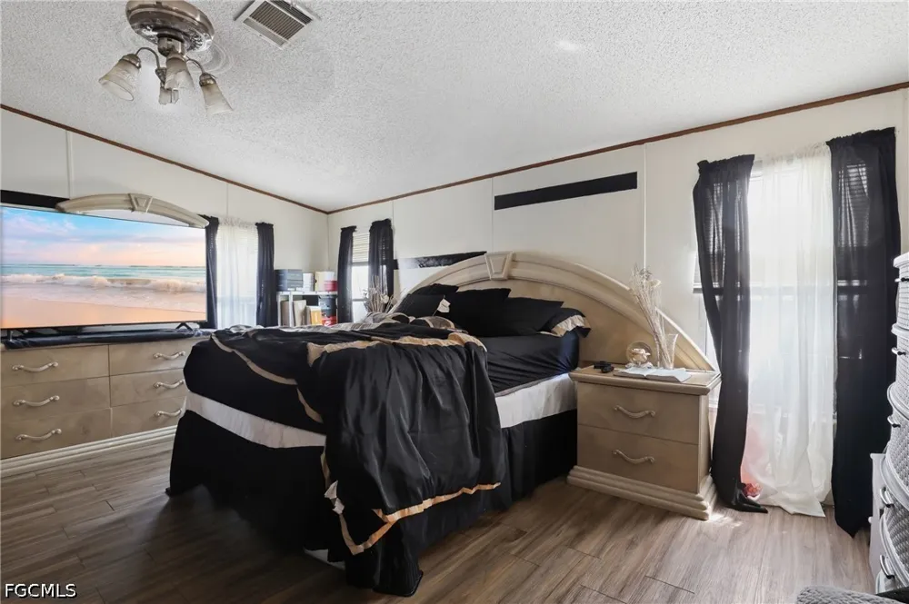Della Tobias Avenue Clewiston, FL 33440