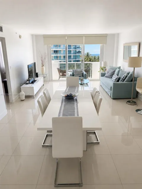 9195 Collins Ave #1012