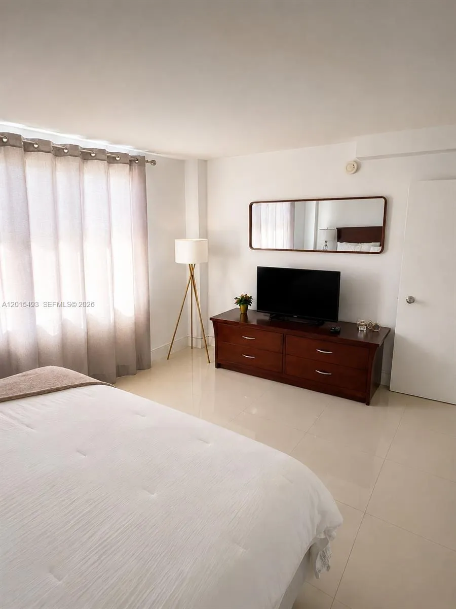 9195 Collins Ave #1012 Surfside, FL 33154