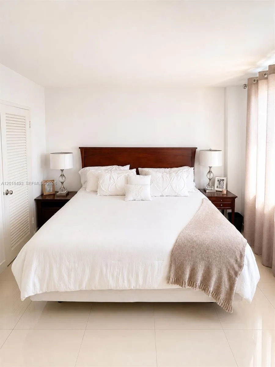 9195 Collins Ave #1012 Surfside, FL 33154