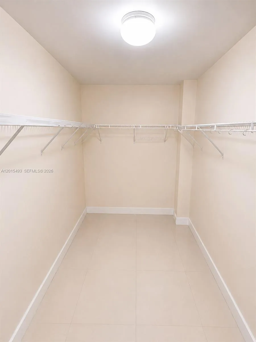 9195 Collins Ave #1012 Surfside, FL 33154