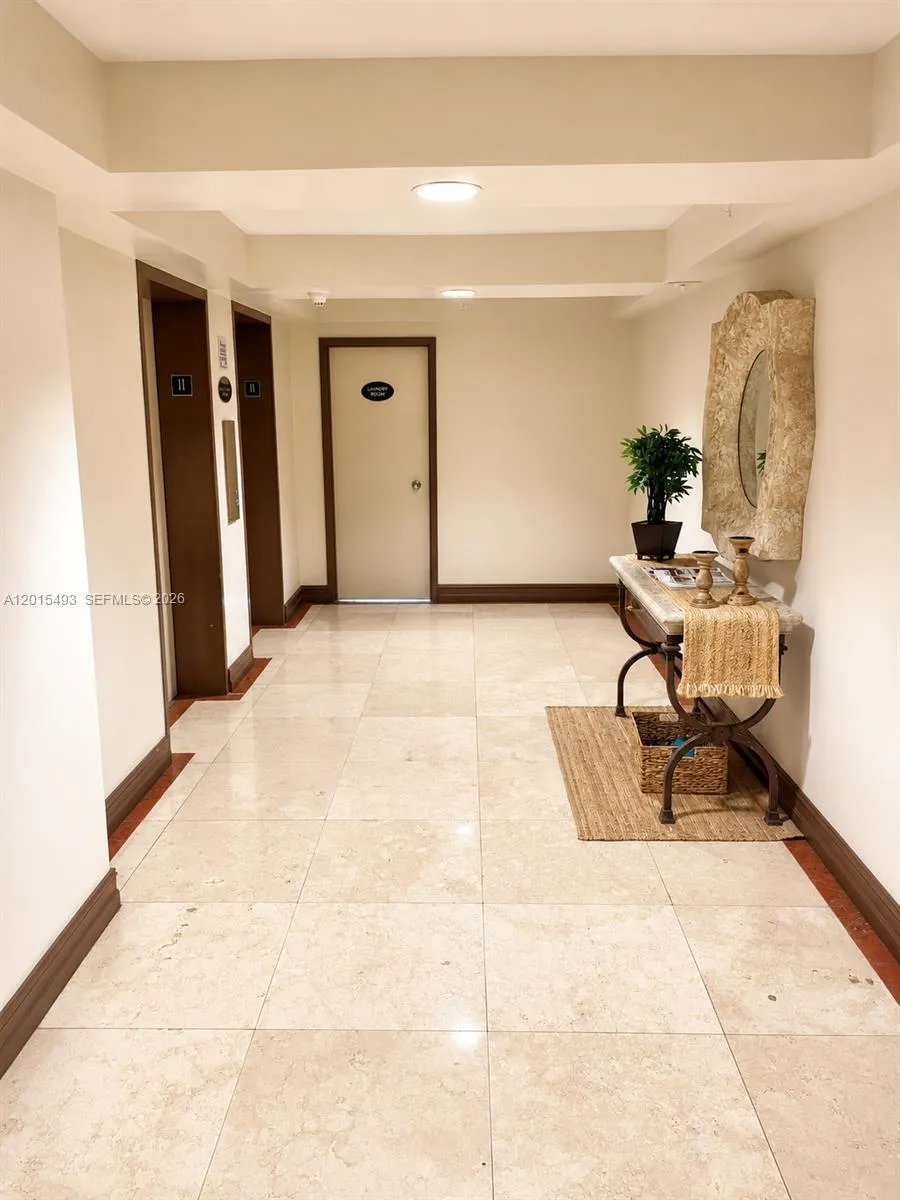 9195 Collins Ave #1012 Surfside, FL 33154