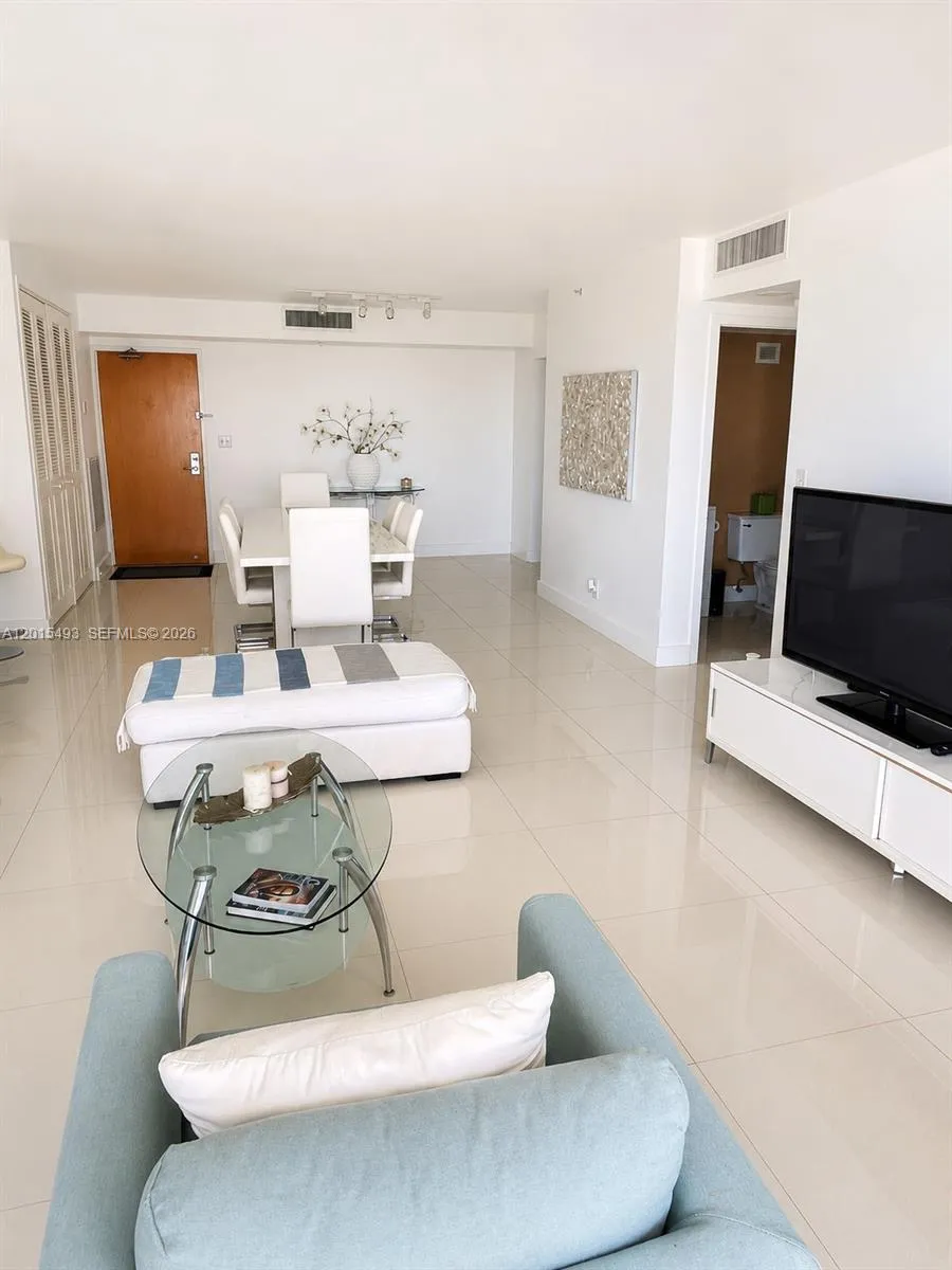 9195 Collins Ave #1012 Surfside, FL 33154