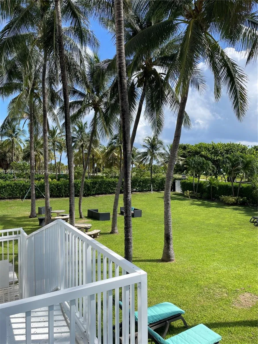 9195 Collins Ave #1012 Surfside, FL 33154