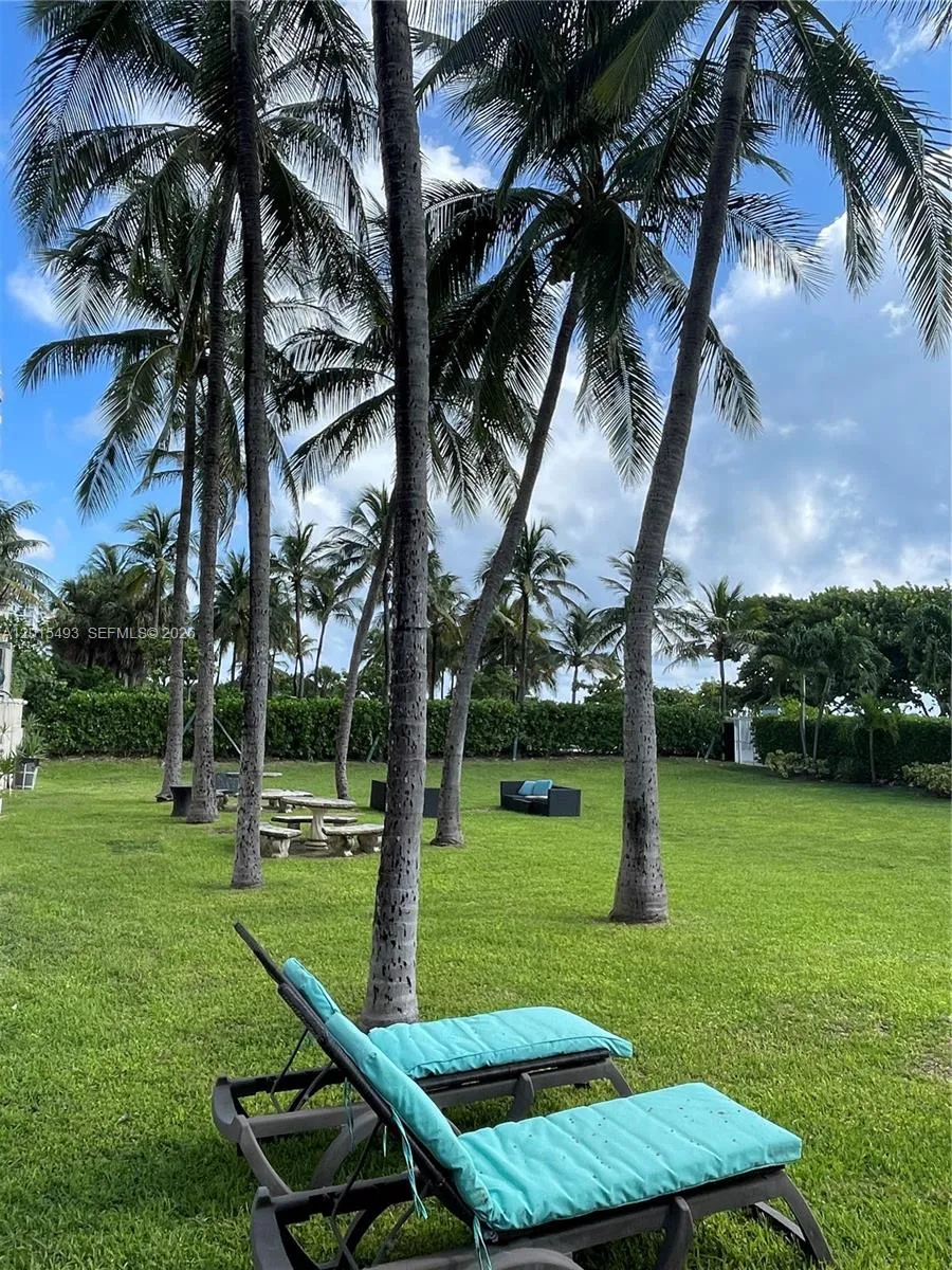 9195 Collins Ave #1012 Surfside, FL 33154