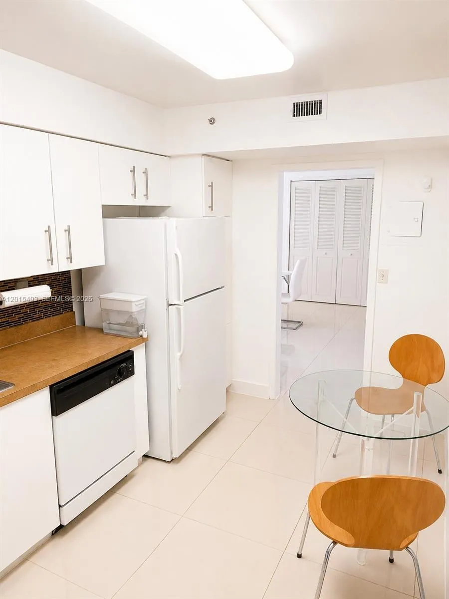 9195 Collins Ave #1012 Surfside, FL 33154