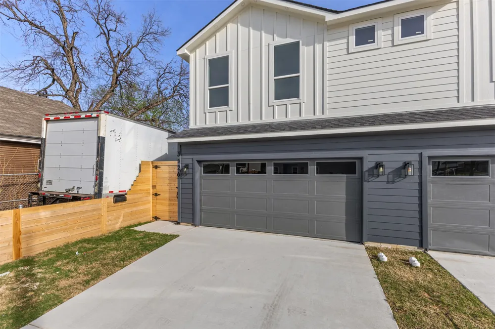 3524 Spring Avenue Dallas, TX 75210