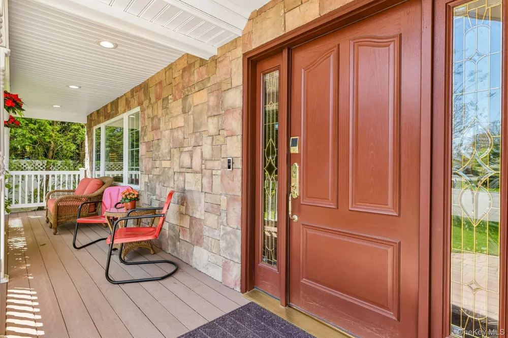 1442 Stevenson Circle Hewlett, NY 11557