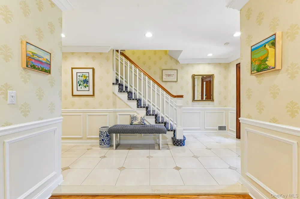 1442 Stevenson Circle Hewlett, NY 11557