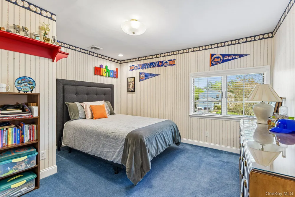 1442 Stevenson Circle Hewlett, NY 11557
