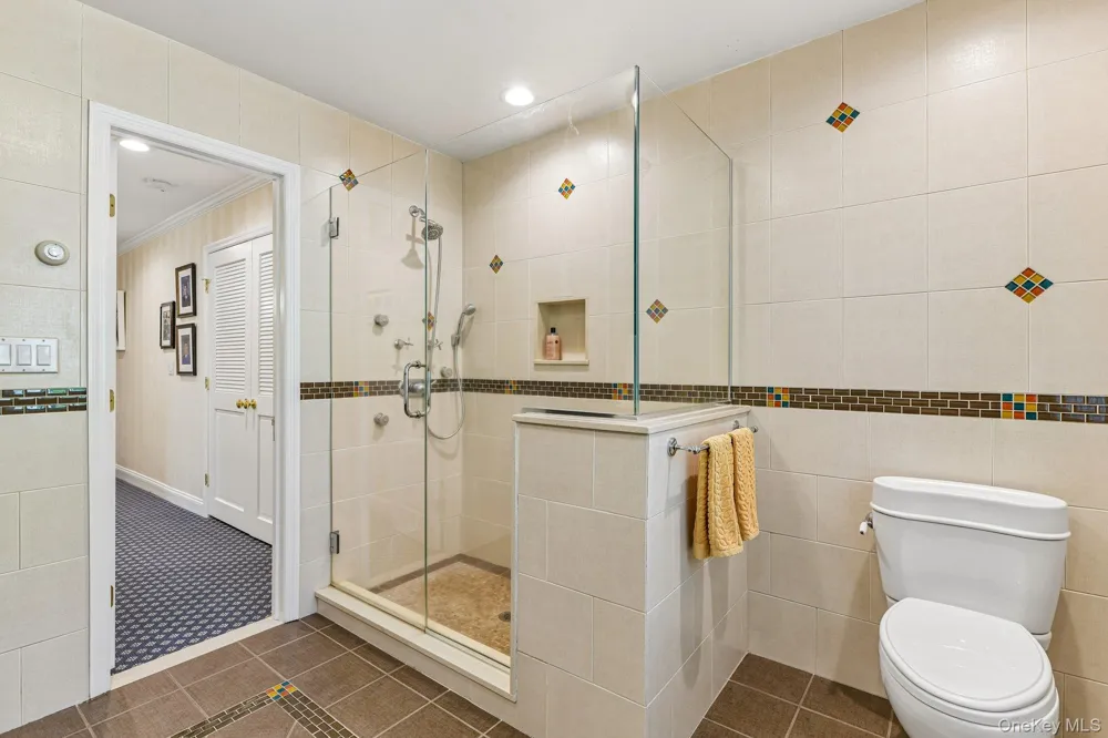 1442 Stevenson Circle Hewlett, NY 11557