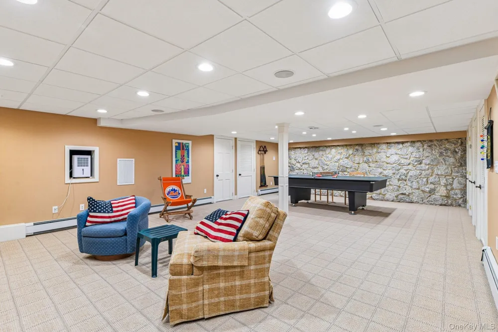 1442 Stevenson Circle Hewlett, NY 11557
