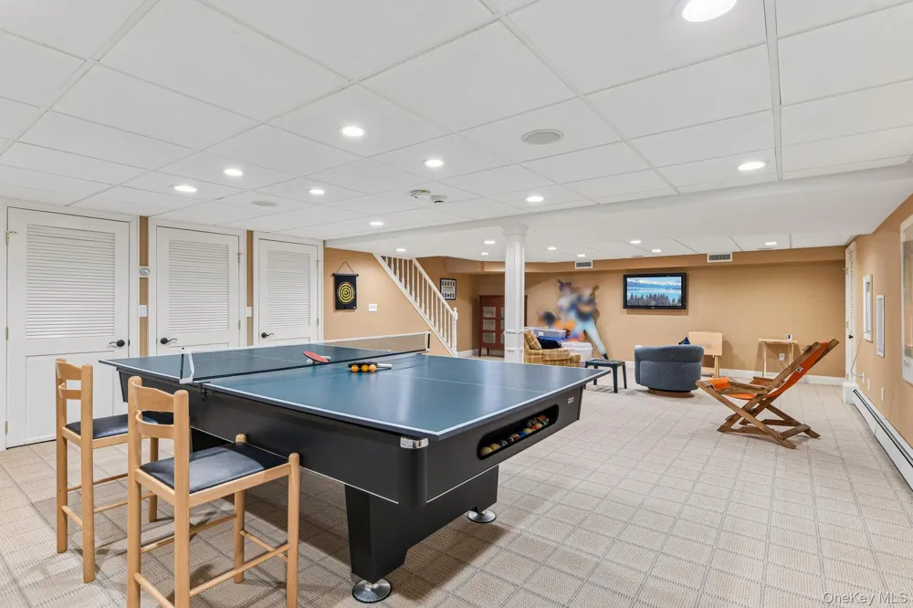 1442 Stevenson Circle Hewlett, NY 11557