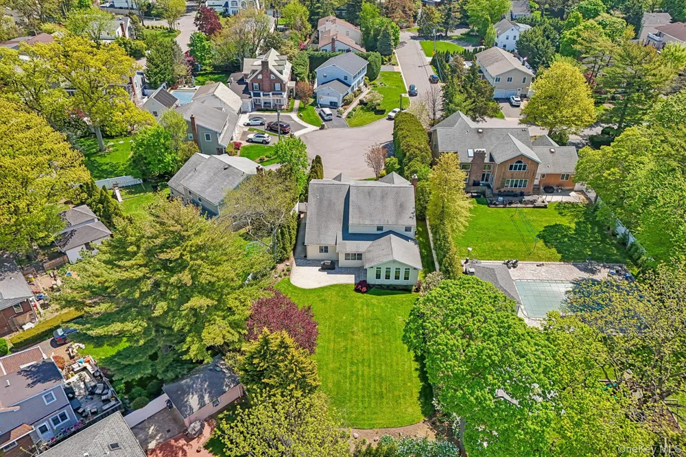 1442 Stevenson Circle Hewlett, NY 11557